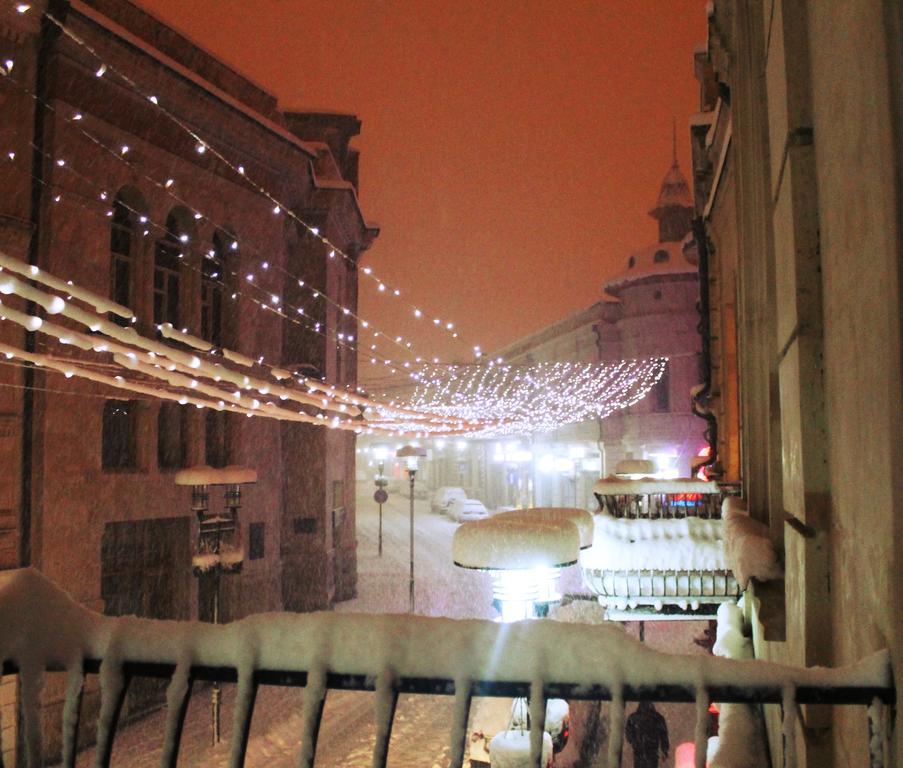 Guesthouse Medea On Pushkini 4 Kutaisi Bagian luar foto